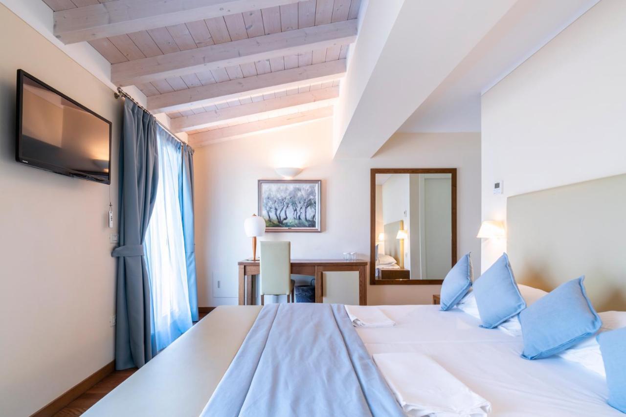 Hotel Baia D'Oro - Adults Only Gargnano Εξωτερικό φωτογραφία